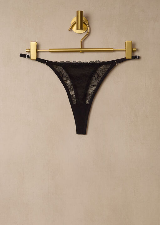 Rosie Thong image number 3.0